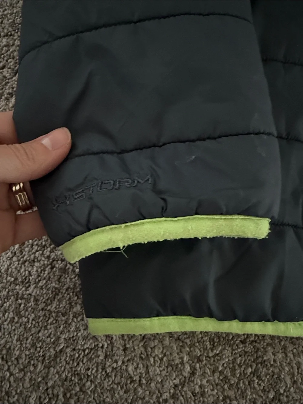Under Armour Big Boys Pronto Puffer Jacket Youth Winter Gear Medium